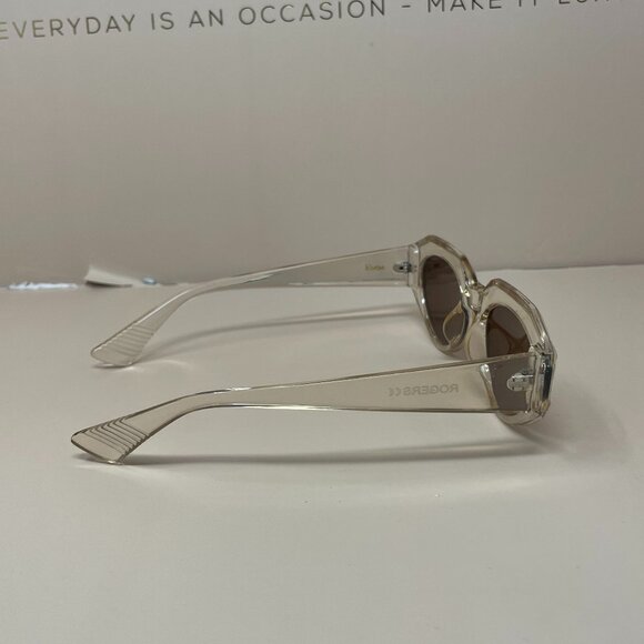 Minue | Rogers Sunglasses in Champagne - Picture 3 of 6